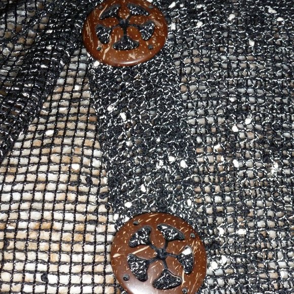 Unique Mirror Image knitted front button tunic top - Picture 9 of 12